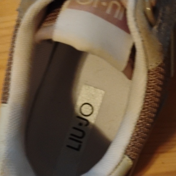 Liu Jo Beige and Cream Sneakers - Picture 3 of 7